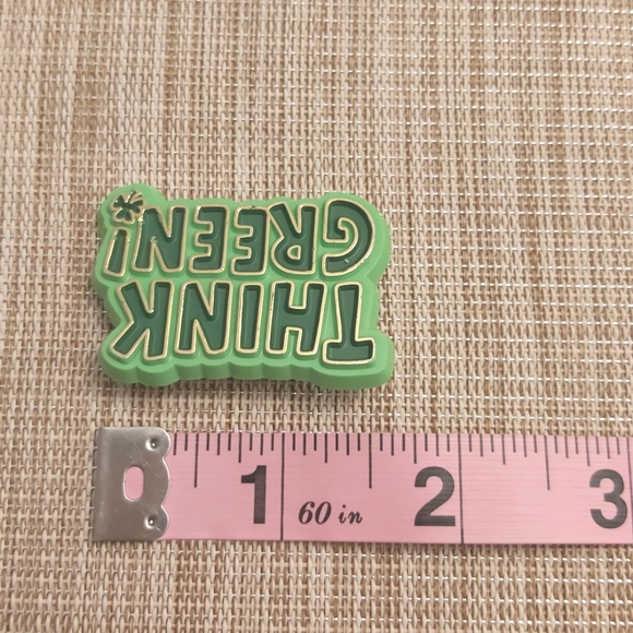 Vintage clover pin Hallmark Cards Think Green - Picture 5 of 6